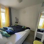 Chloe Apartmán