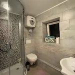 Chloe Apartment
